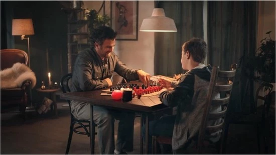 Hasbro Spellenbundel - 2 Stuks - Stratego & Monopoly Valsspelerseditie 6 Hasbro Spellenbundel - 2 Stuks - Stratego & Monopoly Valsspelerseditie - Afbeelding 4