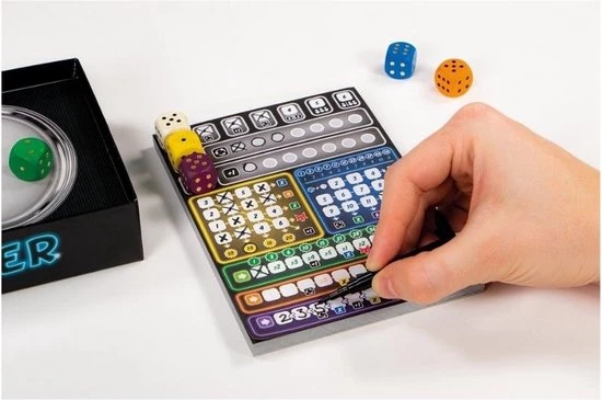 999 Games Spellenbundel - Kaartspel - 2 Stuks - Exploding Kittens & Clever 10 999 Games Spellenbundel - Kaartspel - 2 Stuks - Exploding Kittens & Clever - Afbeelding 8