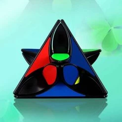 Qiyi Clover Pyraminx -Spellenvoor Verkoopwinkel 550x578 13