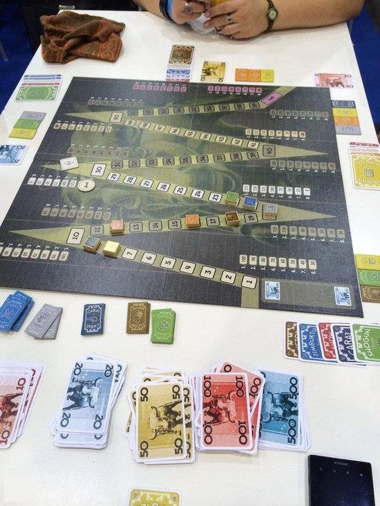 Queen Games Speculation 4 Queen Games Speculation - Afbeelding 2